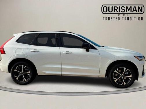 2026 Volvo XC60 B5 Core