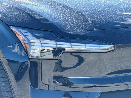 2026 Volvo EX30 Twin Motor Performance Plus