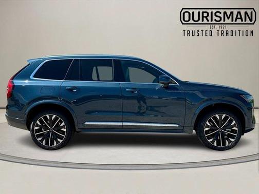 2025 Volvo XC90 Plug-In Hybrid T8 Plus