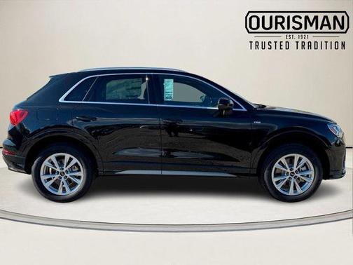 2025 Audi Q3 Premium