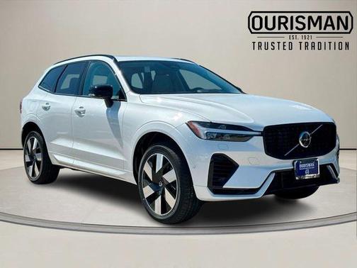 2025 Volvo XC60 Plug-In Hybrid T8 Plus