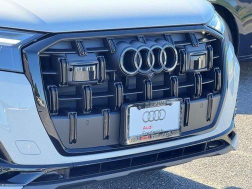 2026 Audi Q7 55 Premium Plus
