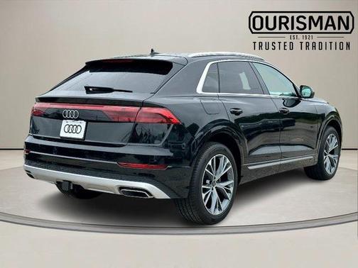 2025 Audi Q8 55 Premium Plus