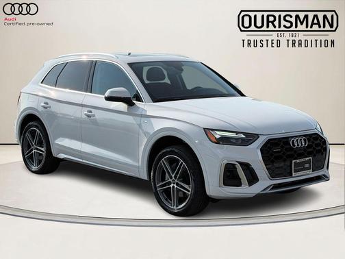 Glacier White 2025 Audi Q5 55 S line Premium Plus