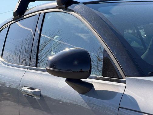 2026 Volvo EX30 Twin Motor Cross Country Ultra