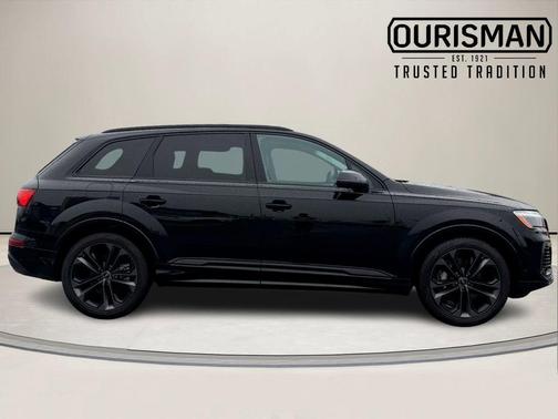 2026 Audi Q7 55 Premium Plus