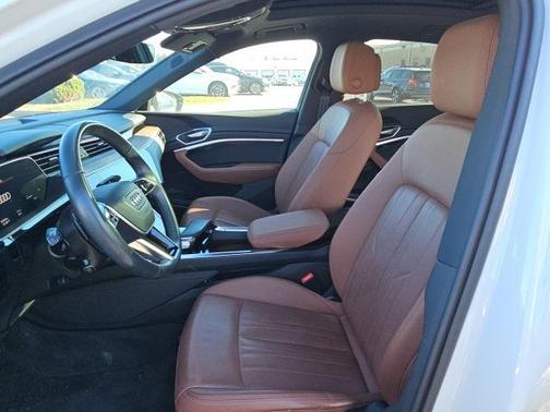 2022 Audi e-tron Sportback S line Premium Plus