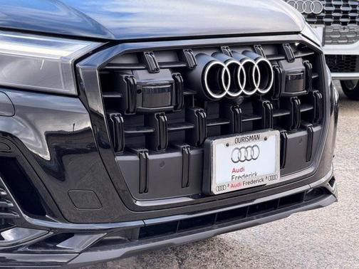 2026 Audi Q7 55 Premium Plus