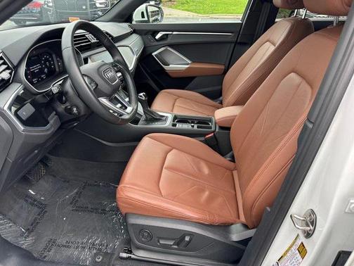 2022 Audi Q3 Premium