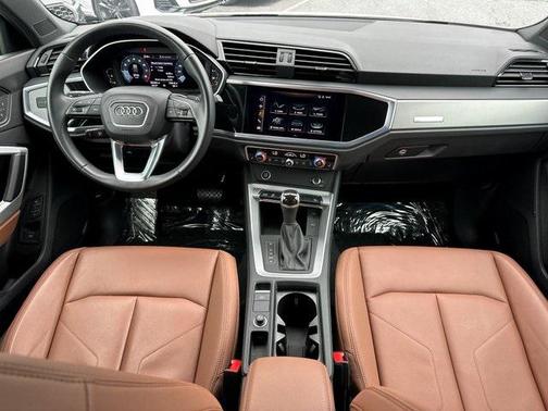 2022 Audi Q3 Premium