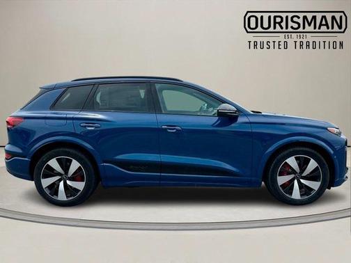 2025 Audi SQ6 e-tron Prestige