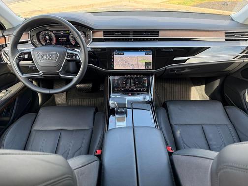 Vesuvius Gray Metallic 2022 Audi A8 L 55