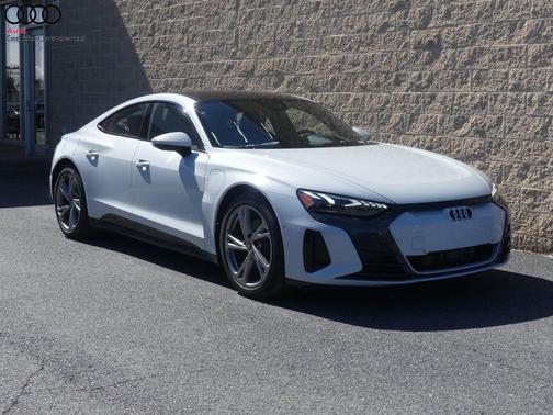 2023 Audi e-tron GT Prestige