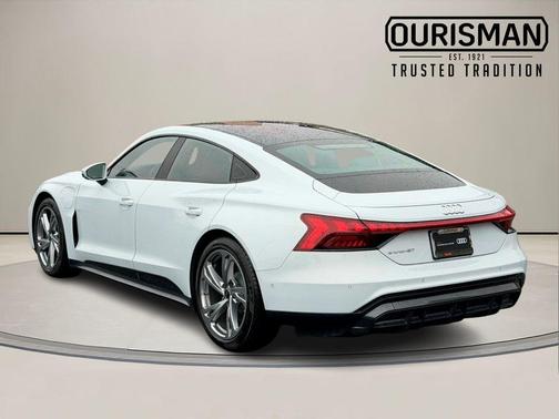 2023 Audi e-tron GT Prestige