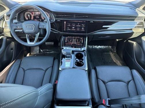 2024 Audi Q8 55 Prestige