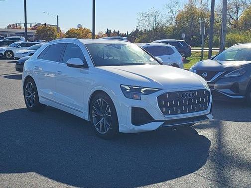 2024 Audi Q8 55 Prestige