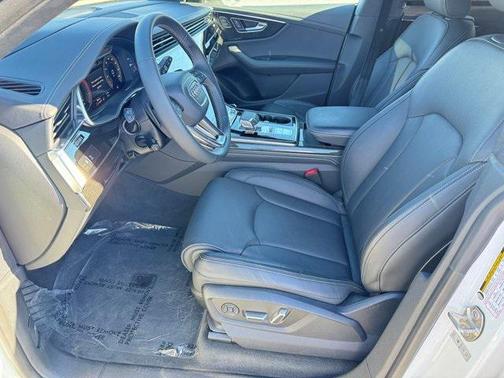 2024 Audi Q8 55 Prestige