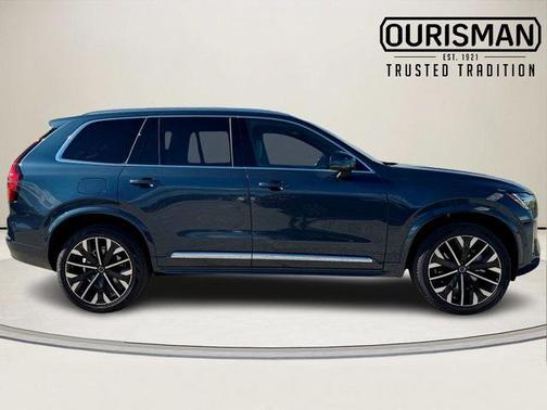2026 Volvo XC90 B5 Plus