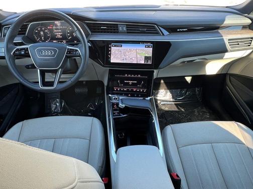 2024 Audi Q8 e-tron Premium Plus