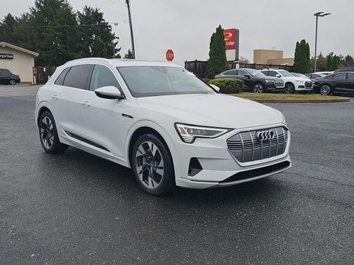 2021 Audi e-tron Premium