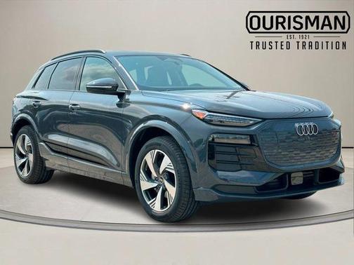 2025 Audi Q6 e-tron Premium Plus quattro