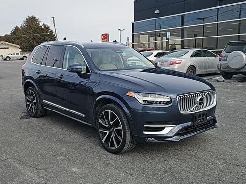2023 Volvo XC90 B6 Plus 7-Seater