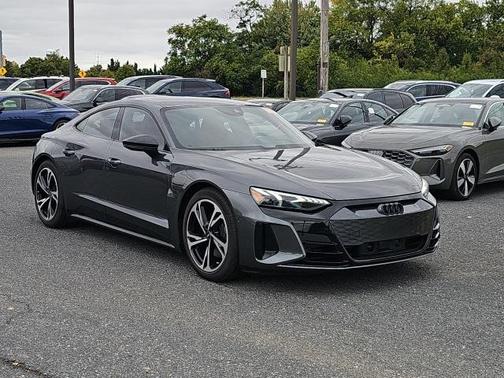 2022 Audi e-tron GT Prestige