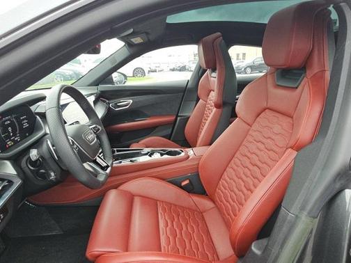 2022 Audi e-tron GT Prestige