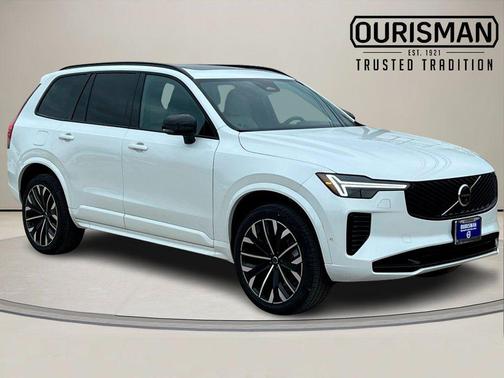 2026 Volvo XC90 B6 Ultra