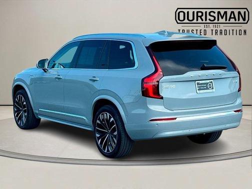 2025 Volvo XC90 Plug-In Hybrid T8 Ultra