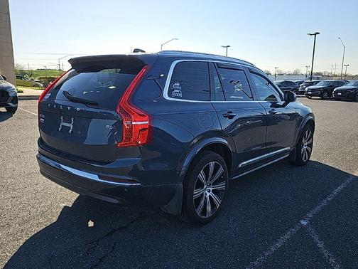 Denim Blue Metallic 2024 Volvo XC90 Ultimate