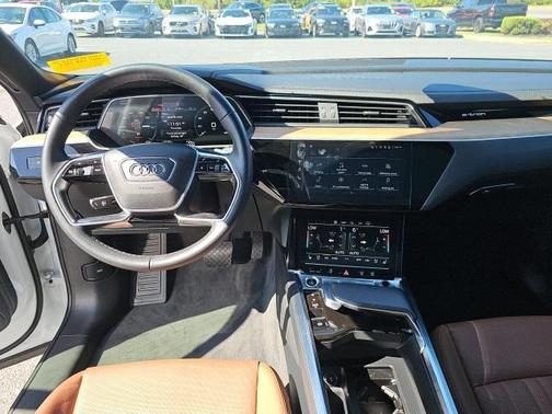 2024 Audi Q8 e-tron Premium Plus