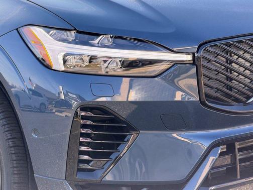 2026 Volvo XC60 Plug-In Hybrid T8 Ultra