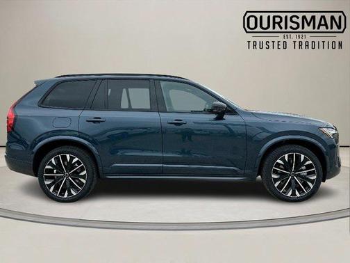 2026 Volvo XC90 B6 Ultra