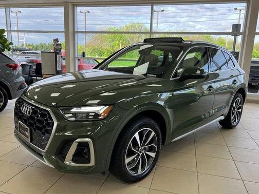 2022 Audi Q5 45 S line Premium Plus