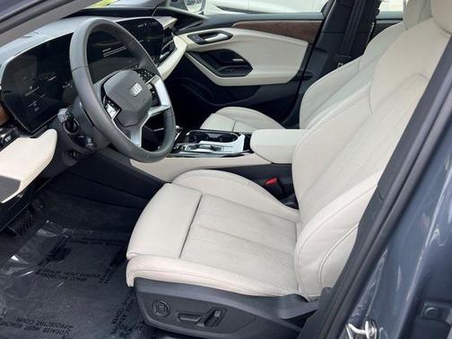 2025 Audi A6 e-tron Premium Plus