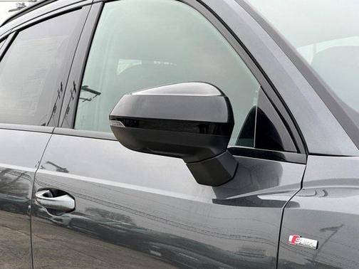 2025 Audi Q3 Premium Plus