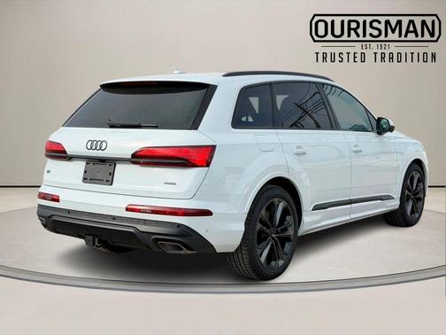 2026 Audi Q7 55 Premium Plus