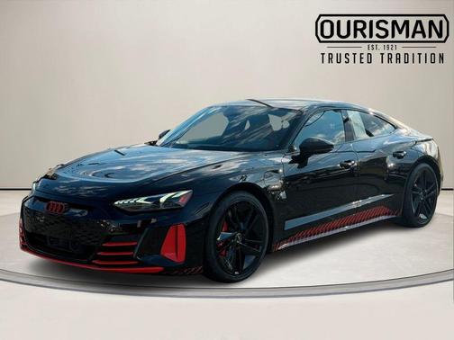 2023 Audi RS e-tron GT Base