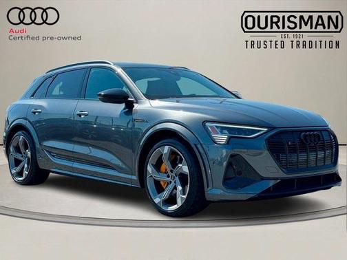 2023 Audi e-tron S Prestige