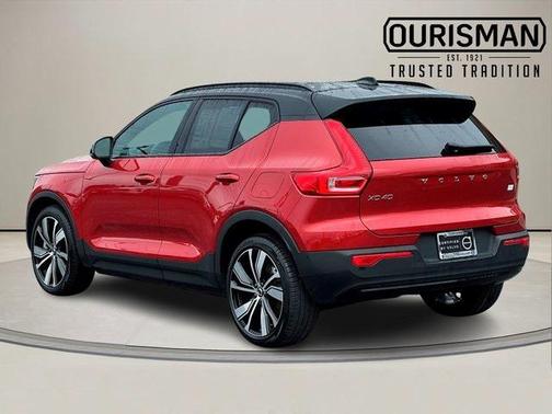 2022 Volvo XC40 Recharge Pure Electric P8 Ultimate