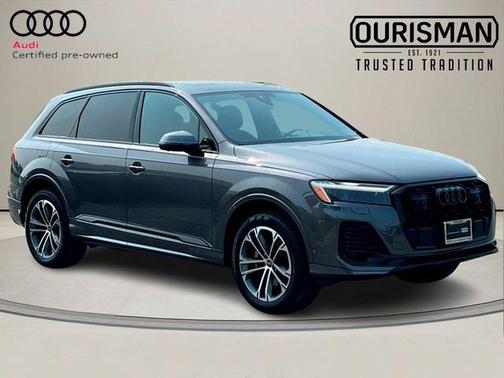 2025 Audi Q7 45 Premium Plus