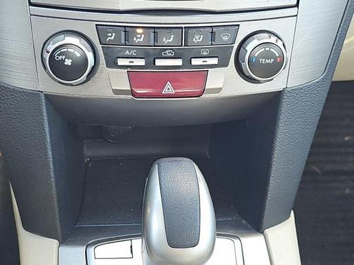 2011 Subaru Legacy Premium