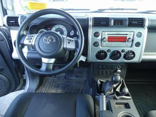 2014 Toyota FJ Cruiser Base