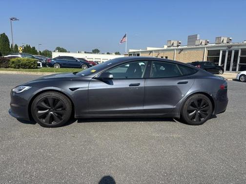 2021 Tesla Model S Plaid