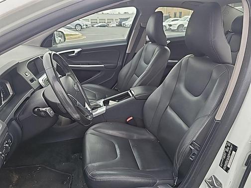 2015 Volvo S60 T5 Premier