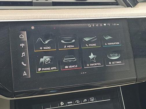 2024 Audi Q8 e-tron Premium Plus