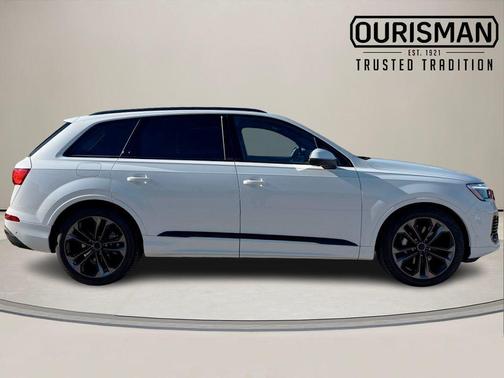 2026 Audi Q7 55 Premium Plus