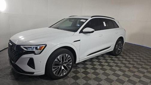 2024 Audi Q8 e-tron Premium Plus