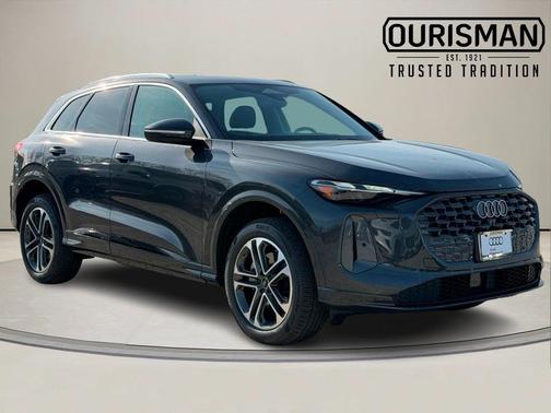 2025 Audi Q5 Premium TFSI quattro S tronic